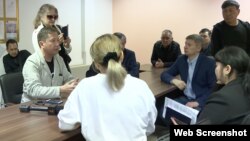 Пытающиеся создать партию «Алға, Қазақстан» активисты в министерсте юстиции Казахстана