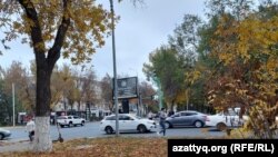 Жизнь в Уральске, который месяц назад принял большой поток мигрантов из России, бегущих от мобилизации, постепенно возвращается в прежнее русло