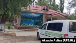 Kazakhstan – Invataxi services are an additional measure to support persons with disabilities of the first group, with difficulty in moving. Taraz, September 17, 2020.