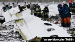 Фрагмент фюзеляжа пассажирского самолёта Boeing 737-800. Иллюстративное фото