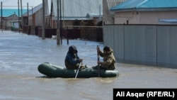 Окраина Актобе под водой