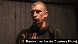 Драматург независимого театра Theatre imenibaleta Александр Диденко.