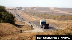 Дорога в Кордайском районе Жамбылской области. Иллюстративное фото.