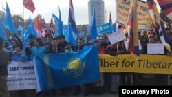 Акция протеста в Женеве, 6 ноября 2018 года. 