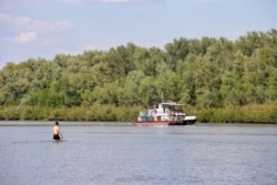 Река Урал. Уральск, Западно-Казахстанская область, 26 июня 2019 года.