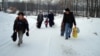 Семья казахских беженцев-мусульман сдается в чешскую полицию, чтобы избежать депортацию